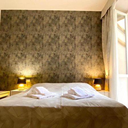 Hotelier 51 Rome Bagian luar foto