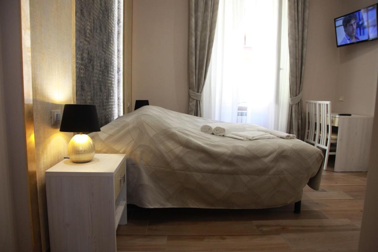 Hotelier 51 Rome Bagian luar foto