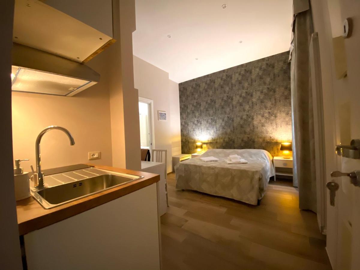 Hotelier 51 Rome Bagian luar foto